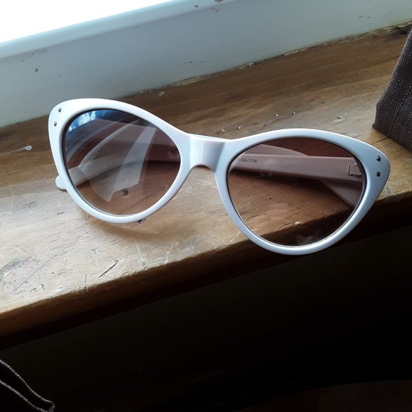 Cat Eye Sunglasses, white - Picture 5 of 6